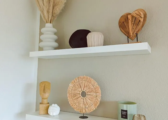 Mit Balkon Und Aufzug דירה